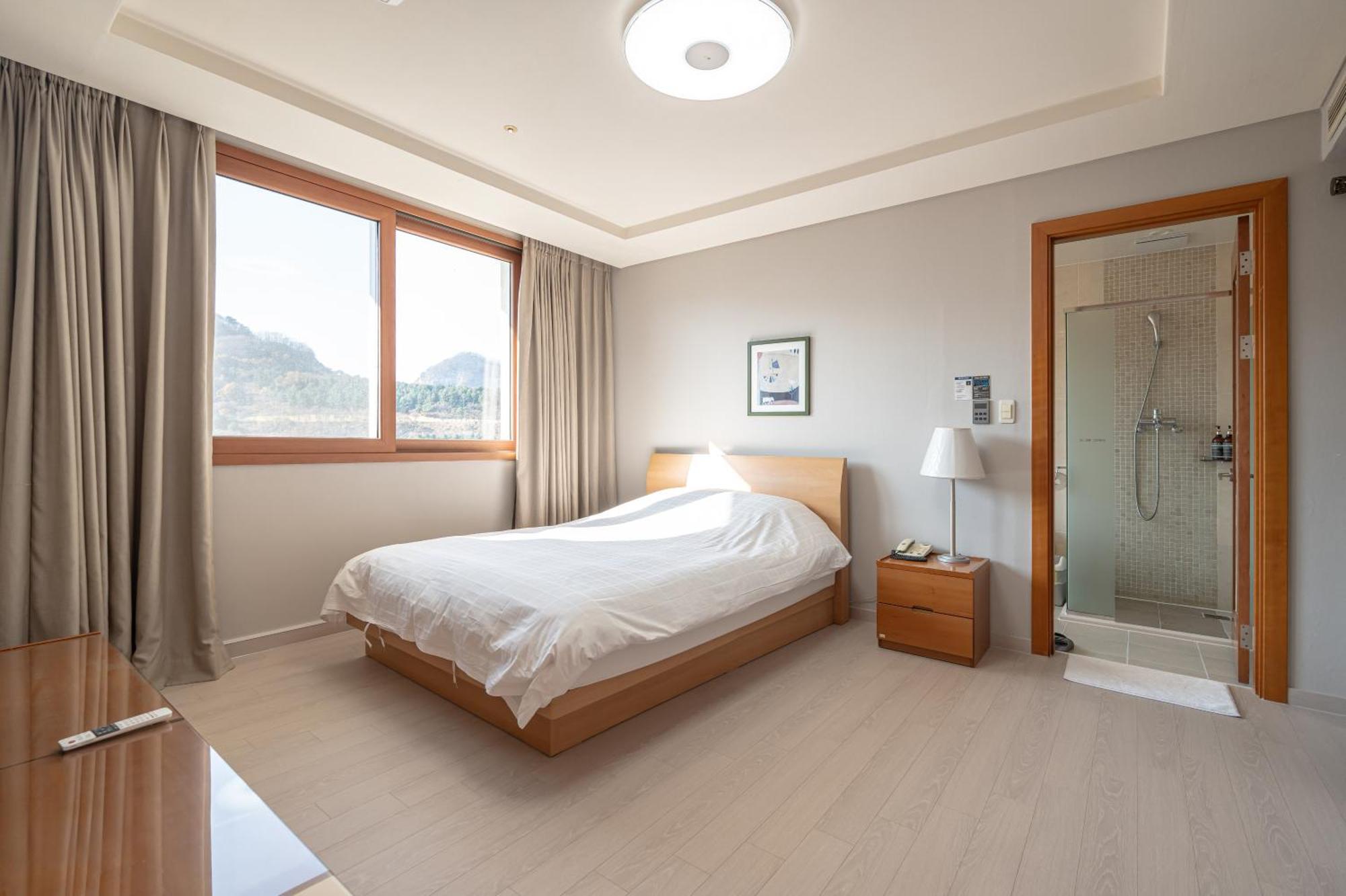 Elysian Gangchon Resort Chuncheon Esterno foto