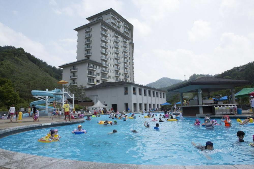 Elysian Gangchon Resort Chuncheon Esterno foto
